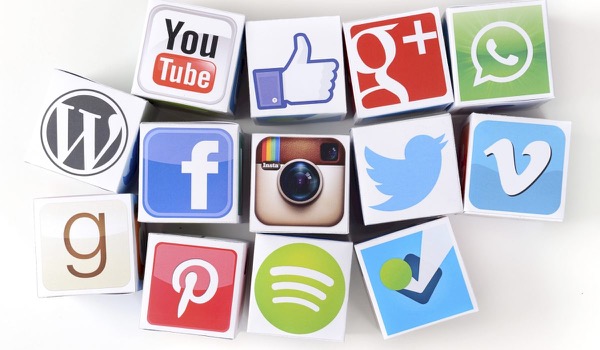 Do Event Visitors Really use Social Media? Do Event Visitors Really use Social Media?